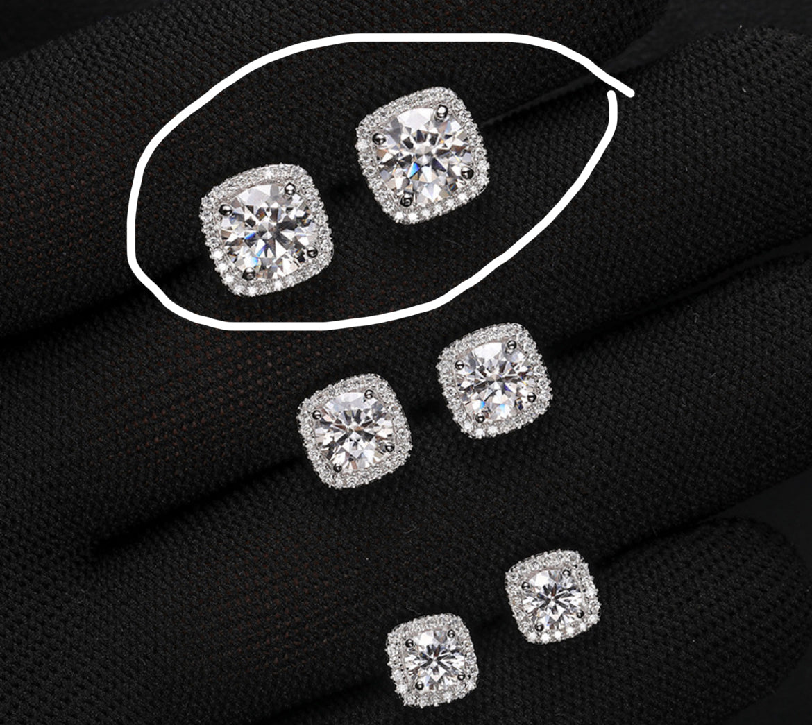 VVS Moissanite 2CT 8MM Double Face Halo Earrings