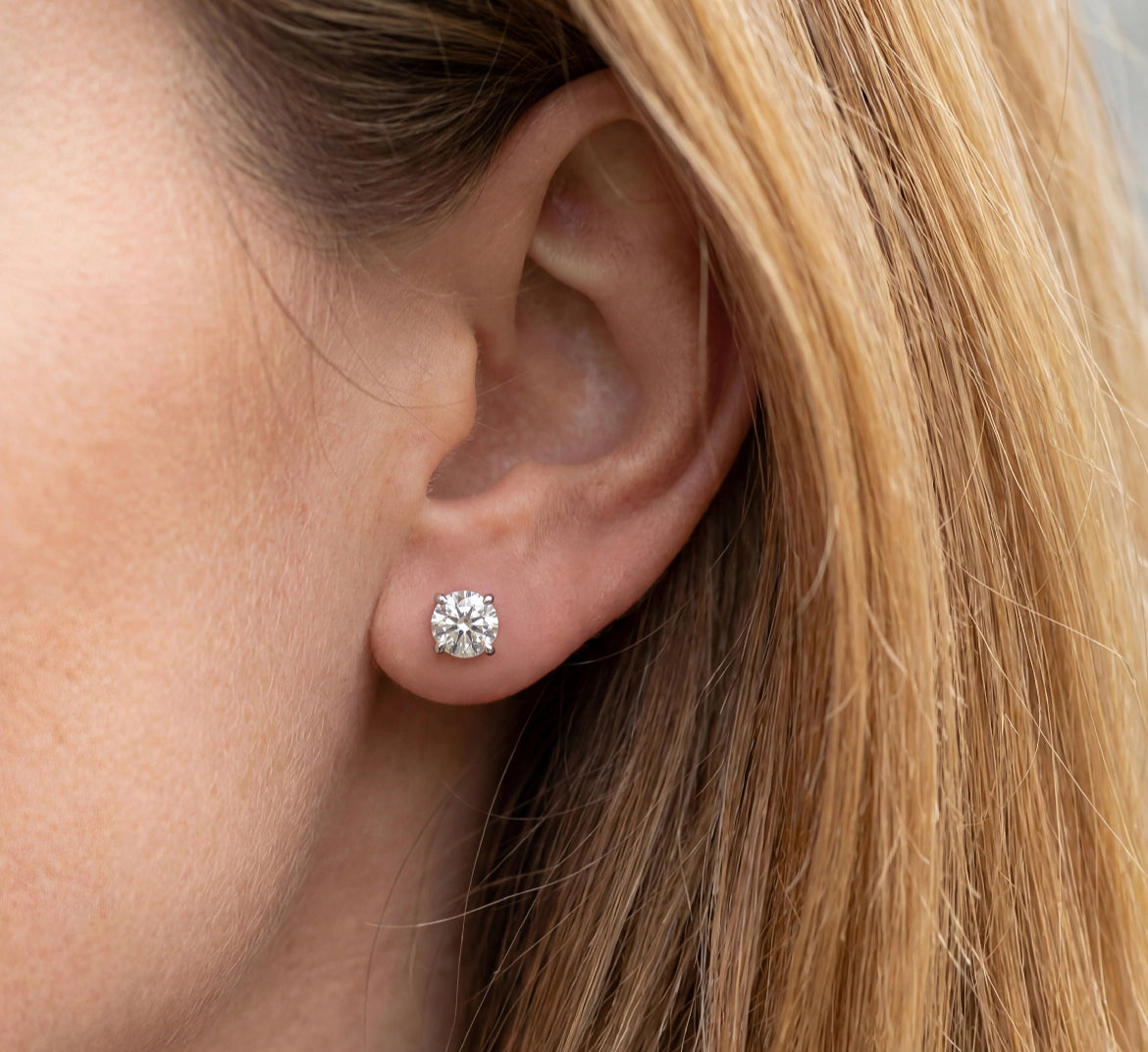 2CT Womenโs Earrings Made For Everyday Wear