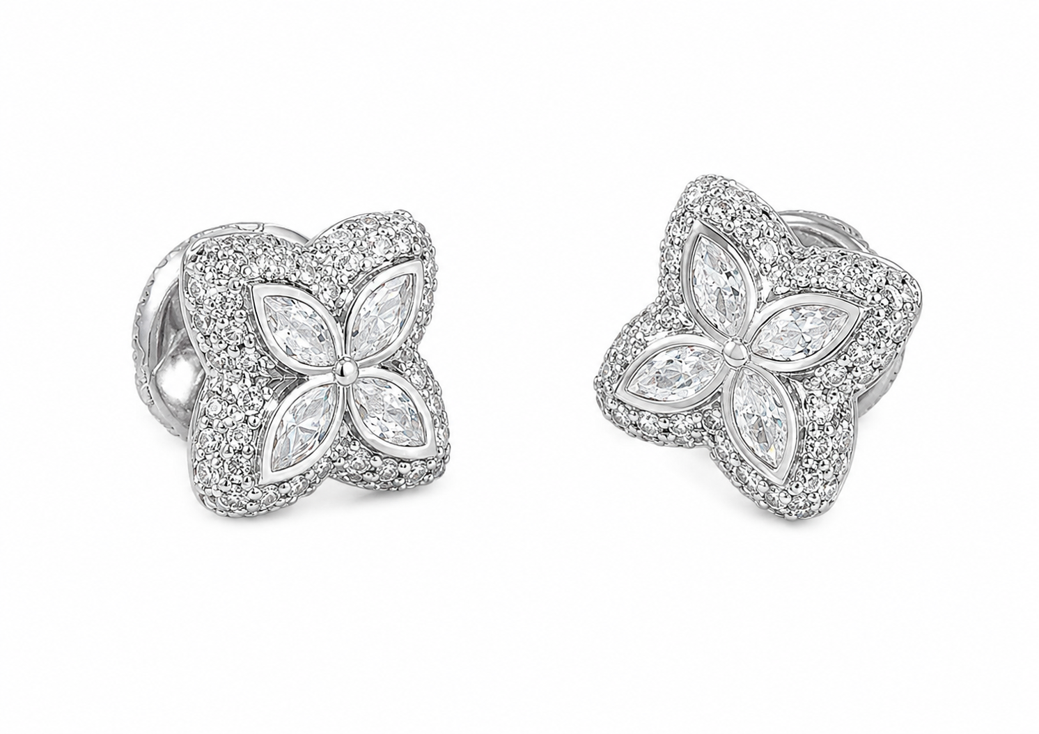 White Flour Leaf Clover Earrings
