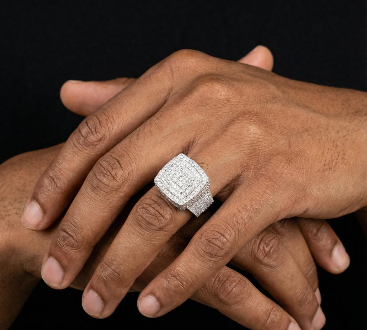 925S & VVS Moissanite Square Diamond Ring