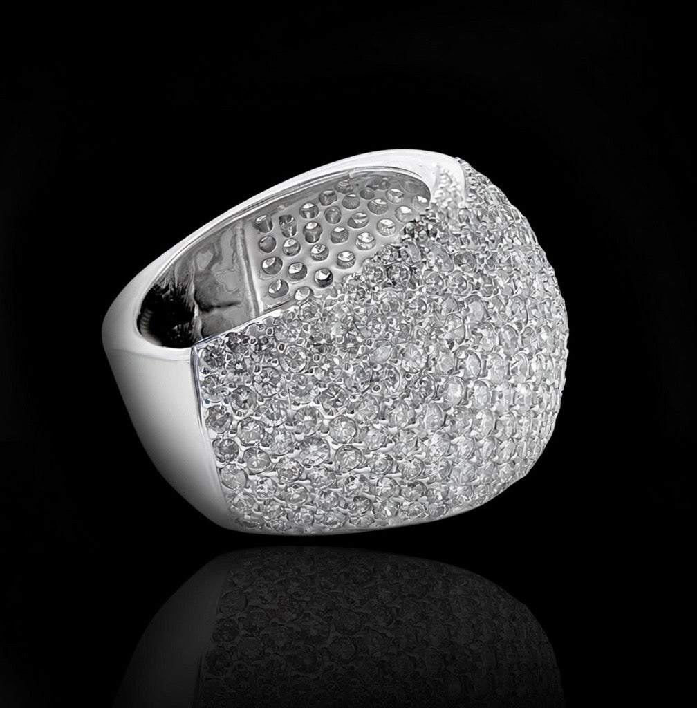 Natural Diamond Jumbo Ring